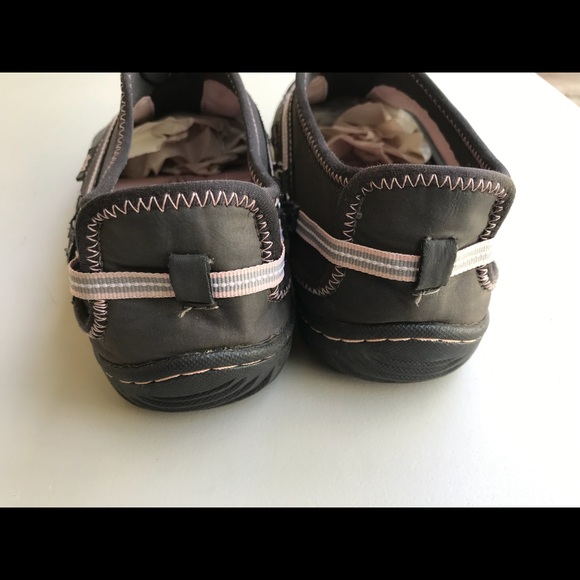 J-41 Adventure shoe 9 - Picture 4 of 6